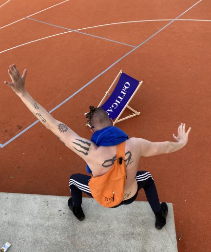 Oettigang shoulder bag