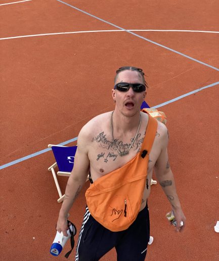 Oettigang shoulder bag